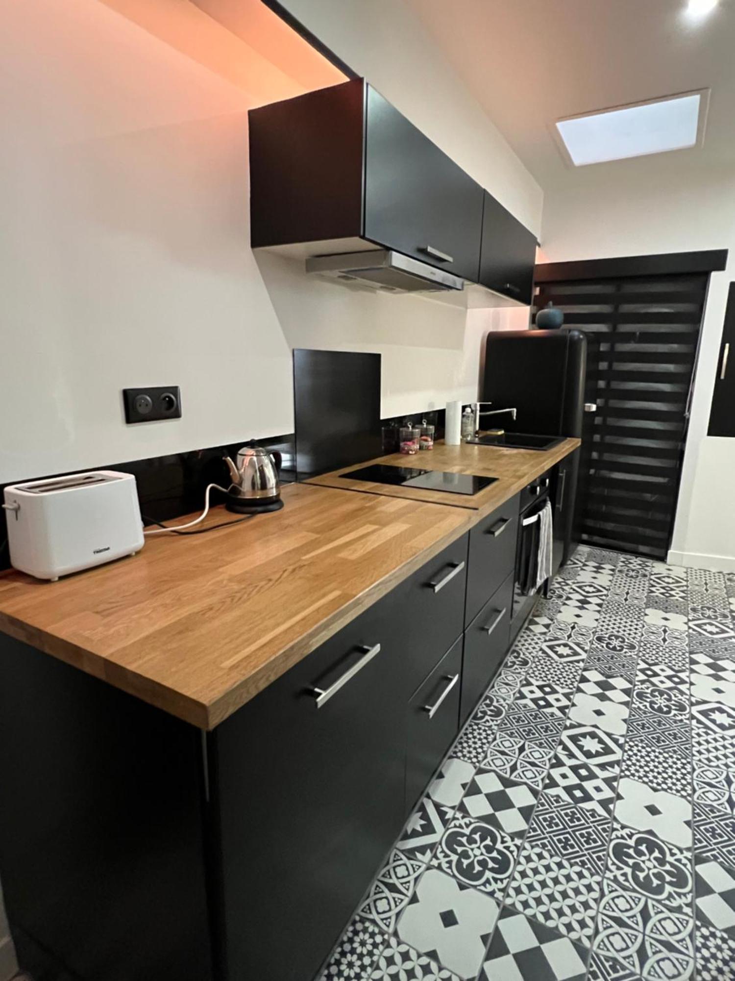 Apartamento Avec Jacuzzi Sauna & Cinema - Nid D'angers Angers